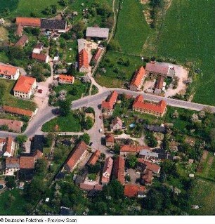 Dresden-Mockritz. Altmockritz. Luftbild-Schrägaufnahme von Westen