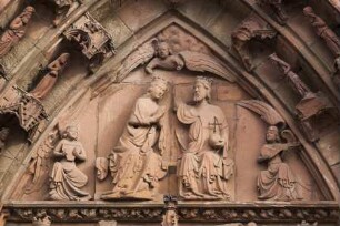 Westportal — Marienkrönung und Anbetung durch die Heiligen Drei Könige — Marienkrönung