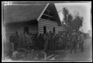 Verhandlung des Dolmetschers mit russischen Bauern in Startschuny (Staèiūnai, Litauen)