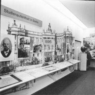 Ausstellung "Lenin in Berlin" im Museum für Deutsche Geschichte (MfdG) in Berlin (Ost)