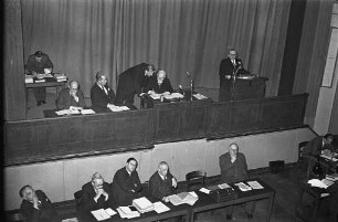 Sitzung im Landtag von Baden-Württemberg am 5. Dezember 1951 zur Südweststaat - Frage.