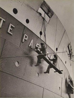 Überholen des Schiffes "Monte Pasqual"