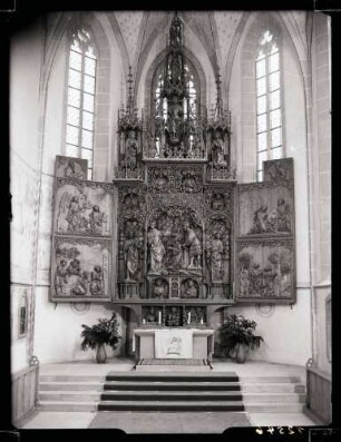 evangelische Stadtkirche; Hochaltar nach der Restaurierung