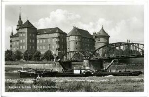 Torgau. Schloss Hartenfels-Elbbrücke m. Schlepper Podebrady