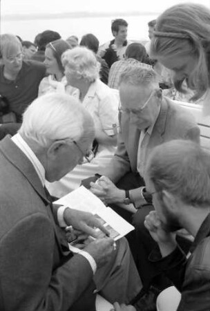 31. Tagung 1981 (29.6.-3.7.) Mediziner; Gruppen bei der Maikäferrede: in der Runde Sir John C. Eccles, Sir Bernard Katz