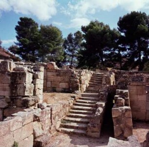 Agia Triada. Minoischer Palast : Kreta, Agia Triada. Minoischer Palast. Treppe im Westflügel