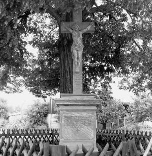 Wegekreuz; Karben, Am Nieder-Erlenbacher Weg