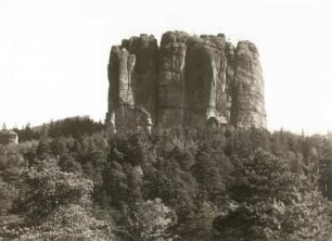 Elbsandsteingebirge. Falkenstein von Südwesten gesehen