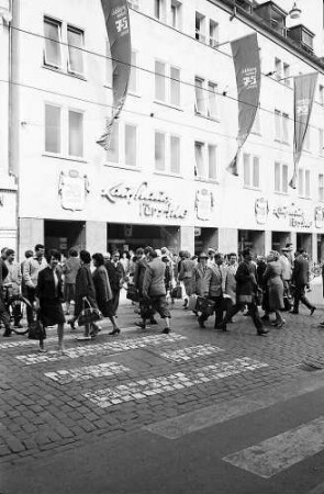 Freiburg i. Br.: Publikum strömt ins Kaufhaus für Alle