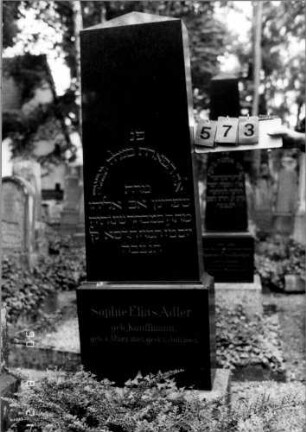 Grabstein 573