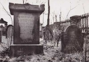 Judenfriedhof. Grabstein, 19. Jahrhundert