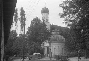 Bad Heilbrunn: Adelheidquelle und Kirche