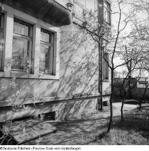 SED: Zahnarzt Dr. Rudolf Leonhardi, Röntgeneinrichtung