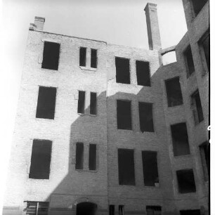Negativ: Ruine, Schöneberg