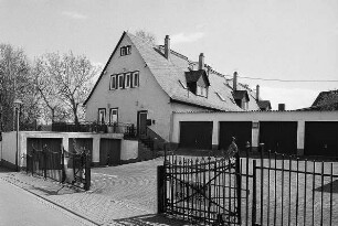 Ehem. Marstall; Usingen, Untergasse 5, Untergasse, Schloßplatz 6