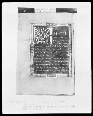 Epistolar aus Trier — Initiale M, Folio 5verso