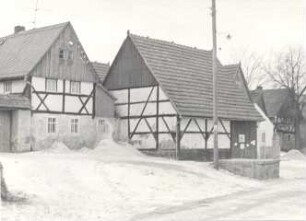 Fachwerkhäuser in Schweinerden : Ort: Swinarnja / Schweinerden. Fachwerkhäuser