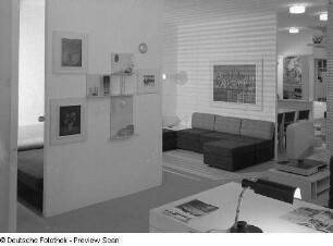 Wohn- und Arbeitszimmer