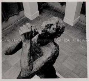 Paris, Bildhauer Professor Arno Breker, Figur "Betende" (Detail)
