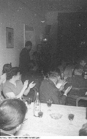 Dresden, Wolfshügelstraße 22, Haus des Lehrers. 1957 erhielt es den Namen "Richard Schallock". Neues Namensschild und Beratungen, 1957