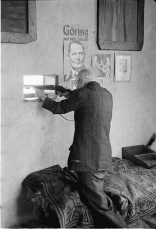 Orsova [Banat]: Otto Alscher an der Schießscharte