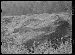vermutlich Leipziger Land. Tertiärer Braunkohlenquarzit, fluvioglazial überformt