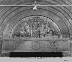 Hauptportal - Portallünette
