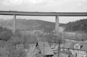 Hedemünden: Autobahnbrücke über die Werra, bei Hedemünden