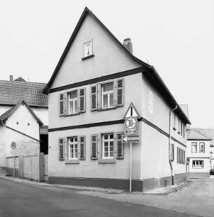 Bad Nauheim, Burgstraße 1