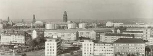 Dresden. Blick vom Hochhaus Nähe Hauptbahnhof nach Norden zum Zentrum