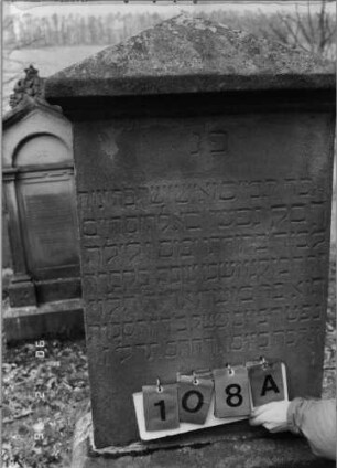 Grabstein 108A
