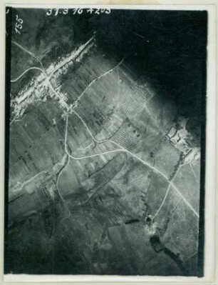 Foto des Geländes um Ville-en-Woëvre (Luftbild)