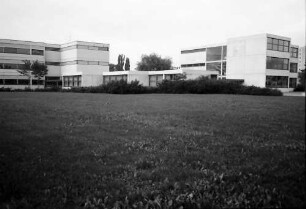 Freiburg: Adolf Reichwein-Schule, Außenansichten
