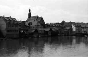 Gernsbach: Partie an der Murg mit Blick auf den Ort