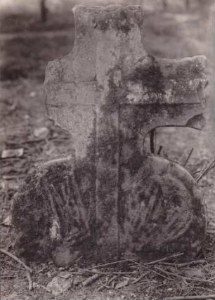 Friedhof. Grabkreuz, Rückseite von lfd. Nr. 198
