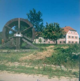 Theuern. Bergbau-und Industriemuseum Ostbayern. Hammerwerk und Spiegelschleife an der Vils
