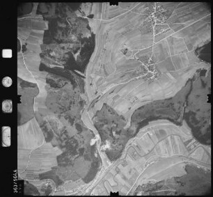 Luftbild: Film 35 Bildnr. 136