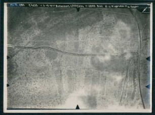 Foto der Stellungen bei Bullecourt zwischen Arras und Cambrai (Luftbild)