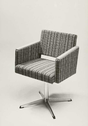 Drehsessel (Modell 105)