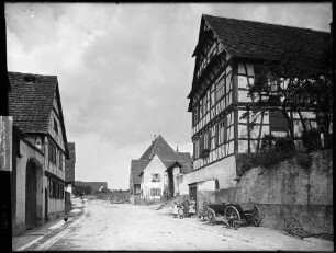 Unteröwisheim Mühlweg Fachwerkhaus ehemaliges Pfarrhaus bis 1856 Außenansicht