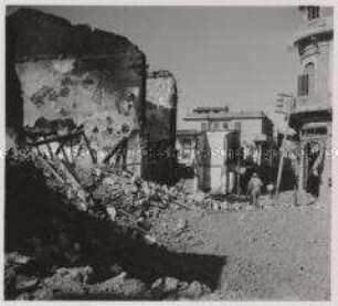Wehrmachtssoldaten, Chania, Straßenbild nach der Einnahme durch die deutschen Truppen