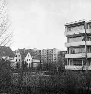Am Kurpark: Wohngebäude, rechts Gebäude Nr. 6, Blick nach Nordosten