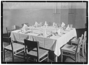 Königstein. Deutsches Haus. Gedeckter Tisch