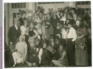 Faschingsfeier des Casseler Frauen-Ruder-Vereins, ca. 1930