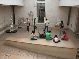 Im Innenhof des Picasso-Museums