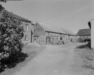 Bauernhof : Bauernhof mit zugefügtem Wohnhaus (2. H. 19. Jh., E. 19. Jh.)