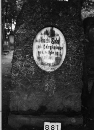 Grabstein 881 (Index: 99630466) Maße HxBxT: 0x0x0 cm: Grabstein 881