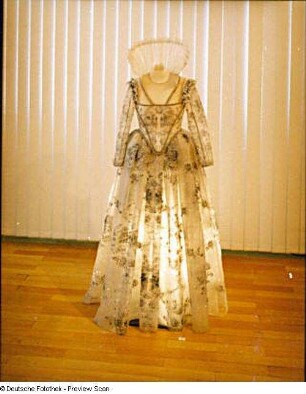 Damenkleid im Stil der italienischen Renaissance