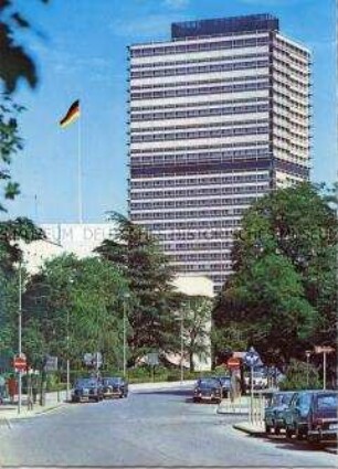 Das Abgeordneten-Hochhaus (Langer Eugen) in Bonn