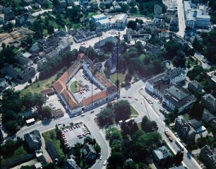 Rathausplatz in Limbach-Oberfrohna : Blickrichtung Südwesten zum Markt